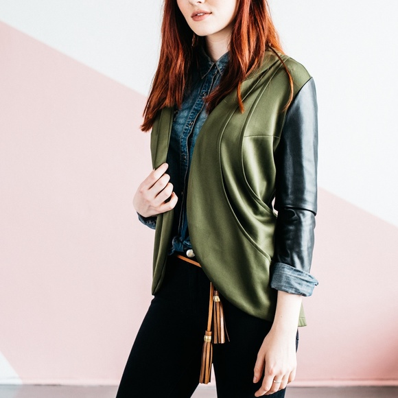 Yellowcake Shop Luxe Tri-Pocket Cardigan Olive - Picture 6 of 8